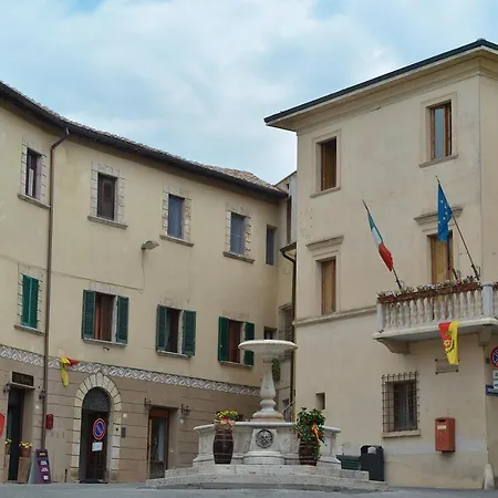 Viola Apartment *