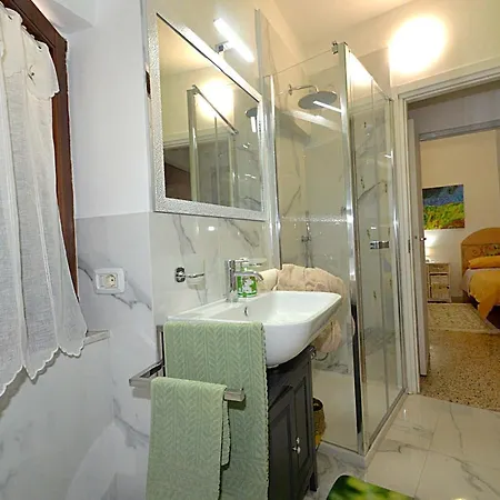 Viola Apartment