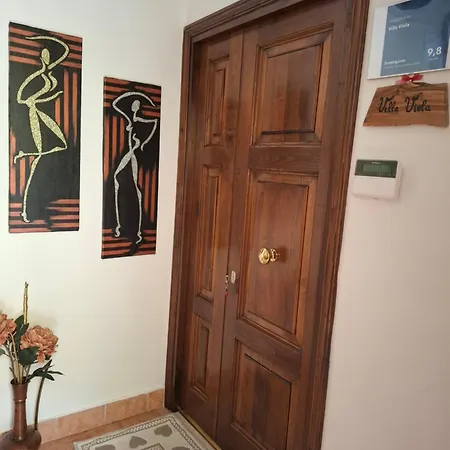 Viola Apartment *